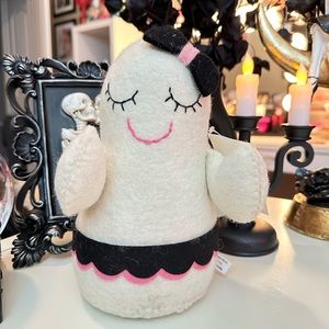 NEW Halloween Wool Girl Ghost With Bow Eyelashes Decor